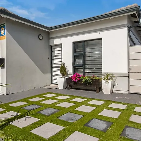 Sort After Cape Town Home. Welcome To Judah House. Buitenkant foto